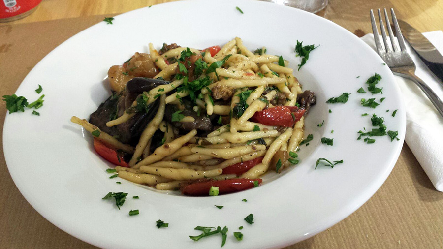 trofie-con-verduras-scala-spazio-al-gusto